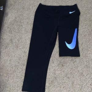 Nike cropped leggings